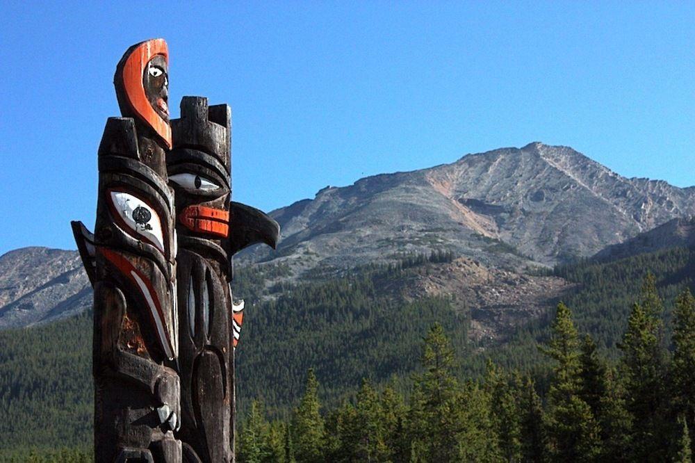 Sunwapta Falls Rocky Mountain Lodge Jasper Exterior foto
