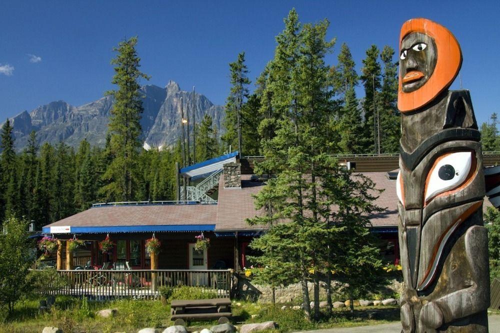 Sunwapta Falls Rocky Mountain Lodge Jasper Exterior foto